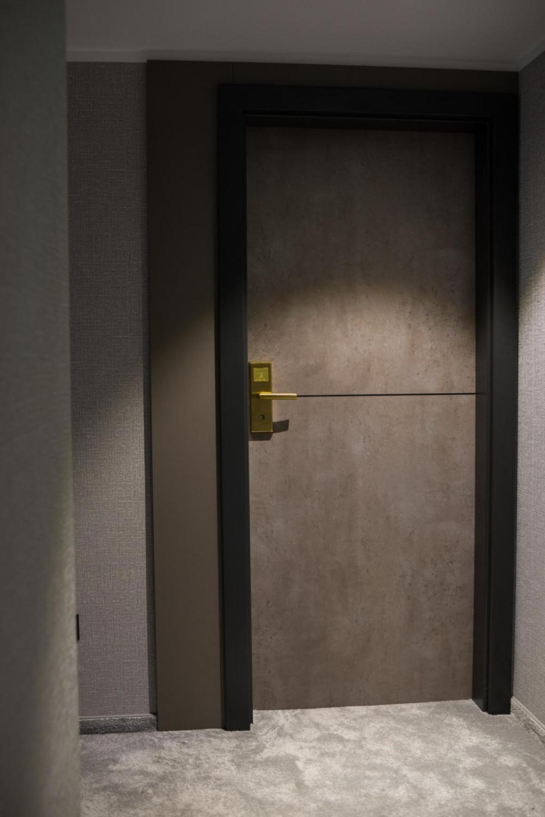 Hotel Plutitor Lebada Bicaz Eksteriør billede