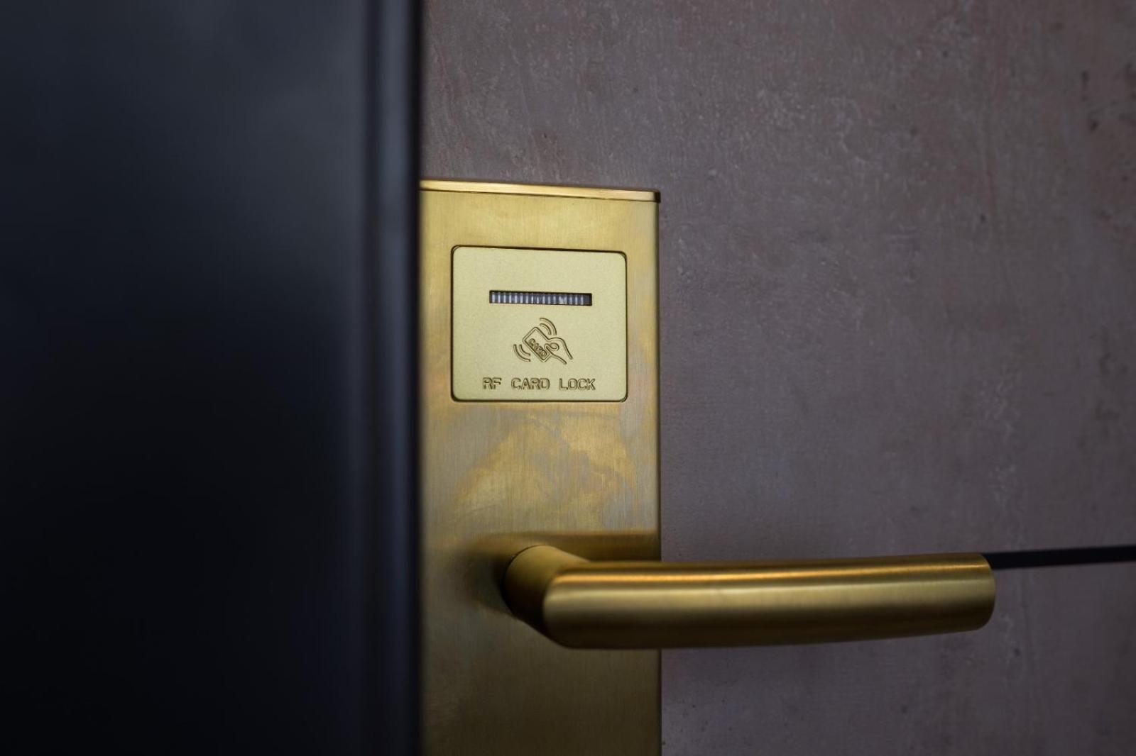 Hotel Plutitor Lebada Bicaz Eksteriør billede